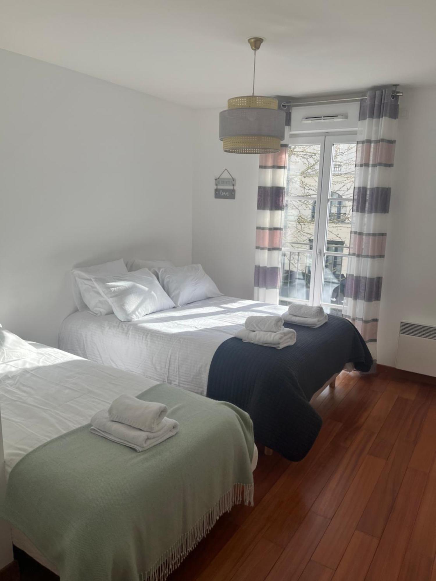 Family Stay - Steps From Disneyland Serris Eksteriør billede